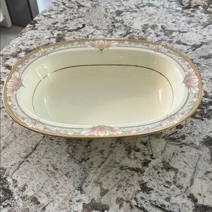Noritake Barrymore serving bowl